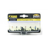 Graham Farish N 379-305 Station Passengers Sitting Graham Farish TRAINS - N SCALE