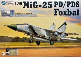 Kitty Hawk 1/48 Mig-25 Pd/Pds Foxbat Kitty Hawk PLASTIC MODELS