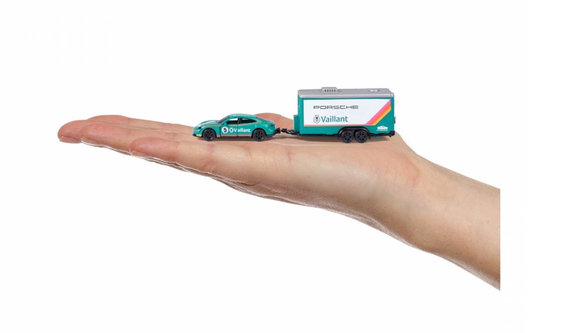 Majorette Race Trailers - Assorted (1pc) - Hobbytech Toys