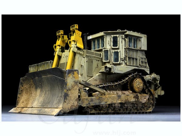 Meng 1/35 D9R Armored Bulldozer Plastic Model Kit - Hobbytech Toys