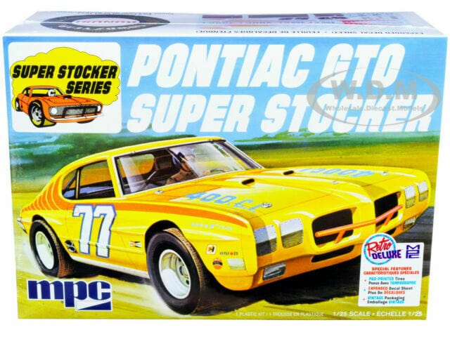 MPC 1/25 1970 Pontiac GTO Super Stocker 2T Drag Plastic Model Kit MPC PLASTIC MODELS