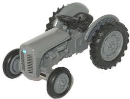 Oxford 1/76 Grey Ferguson Tea Tractor Oxford TRAINS - HO/OO SCALE