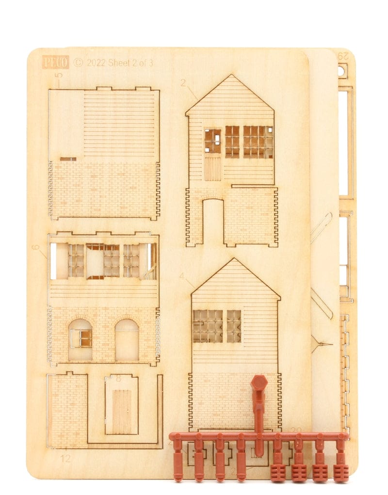 Peco LK12100 TT Scale GWR Signal Box Kit - Hobbytech Toys