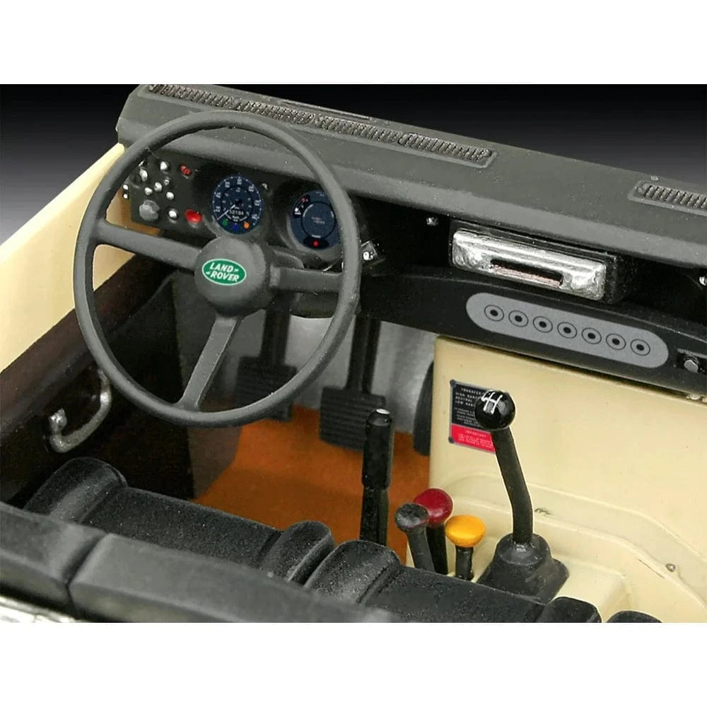 Revell 67056 1/24 Land Rover Series III LWB Commercial Plastic Model Kit - Hobbytech Toys