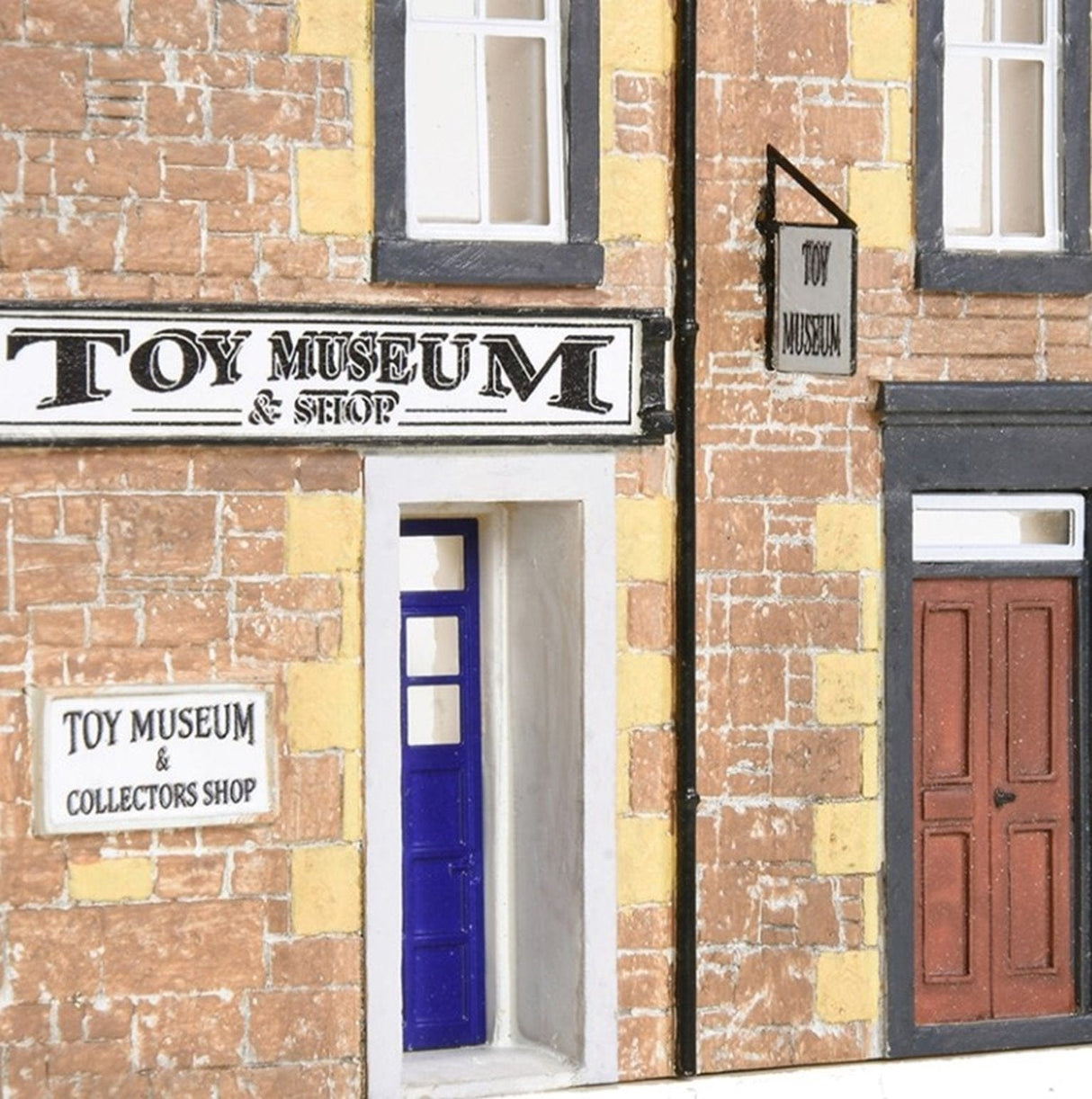 Scenecraft 44-0211 OO Low Relief Hamilton Toy Museum Bachmann Scenecraft TRAINS - HO/OO SCALE