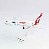 Sky Marks 1/200 B767-300F Qantas Air Freight NULL DIE-CAST MODELS