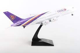 Skymarks 1/200 A380-800 Thai Airways W/Gear Skymarks PLASTIC MODELS