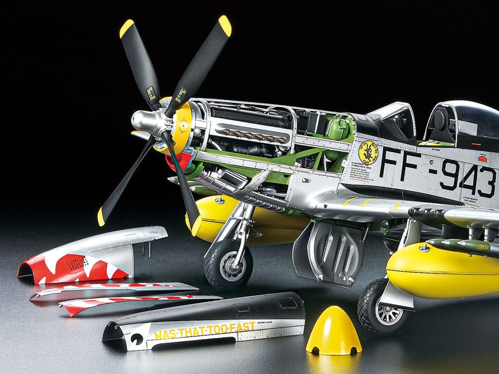 Tamiya 1/32 North American F-51D Mustang Tamiya PLASTIC MODELS