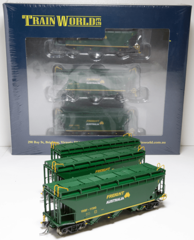 Train World TWM-3VHBF Grain Hopper FA 3 Car Pack Powerline TRAINS - HO/OO SCALE