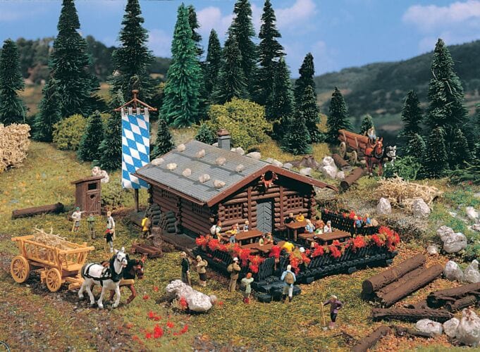Vollmer 47741 N Log Mountain Lodge - 6-11/16 x 4-1/8 17 x 10.5cm - Hobbytech Toys