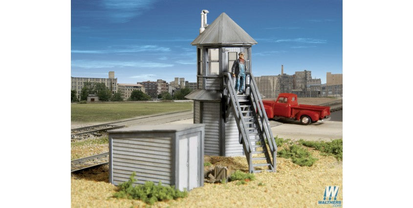 Walthers Cornerstone HO Gatemans Tower And Shed Kit Walthers TRAINS - HO/OO SCALE