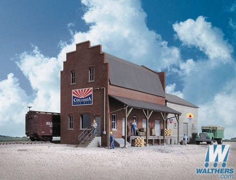 Walthers Cornerstone HO Columbia Feed Mill - Kit - 7-1/4 x 5-5/8 x 5-1/2in 18.4 x 14.3 x 14cm Walthers Cornerstone TRAINS - HO/OO SCALE
