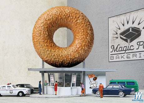 Walthers Cornerstone N Hole in One Donut Shop Walthers TRAINS - N SCALE
