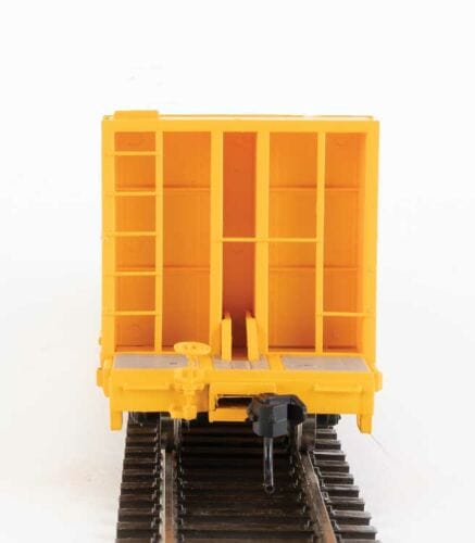 Walthers Mainline HO 60ft Pullman-Standard Bulkhead Flatcar (48ft IL) - Ready to Run - Trailer-Train #92340 (yellow). - Hobbytech Toys