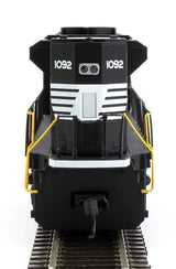 Walthers Mainline HO EMD SD70ACe - Standard DC - Norfolk Southern #1092 (black, white) - Hobbytech Toys