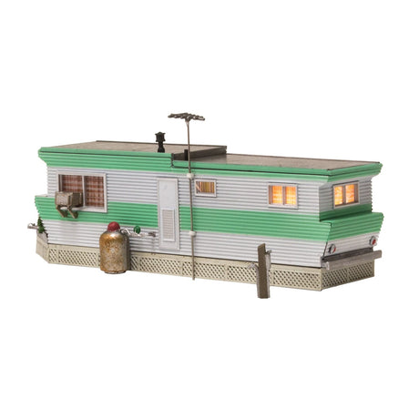 Woodland Scenics HO Grillin and Chillin Built Up - Hobbytech Toys
